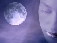 believe-woman-full-moon.jpg