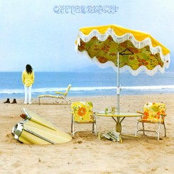 neil-young-albom-on-the-beach-(1974)