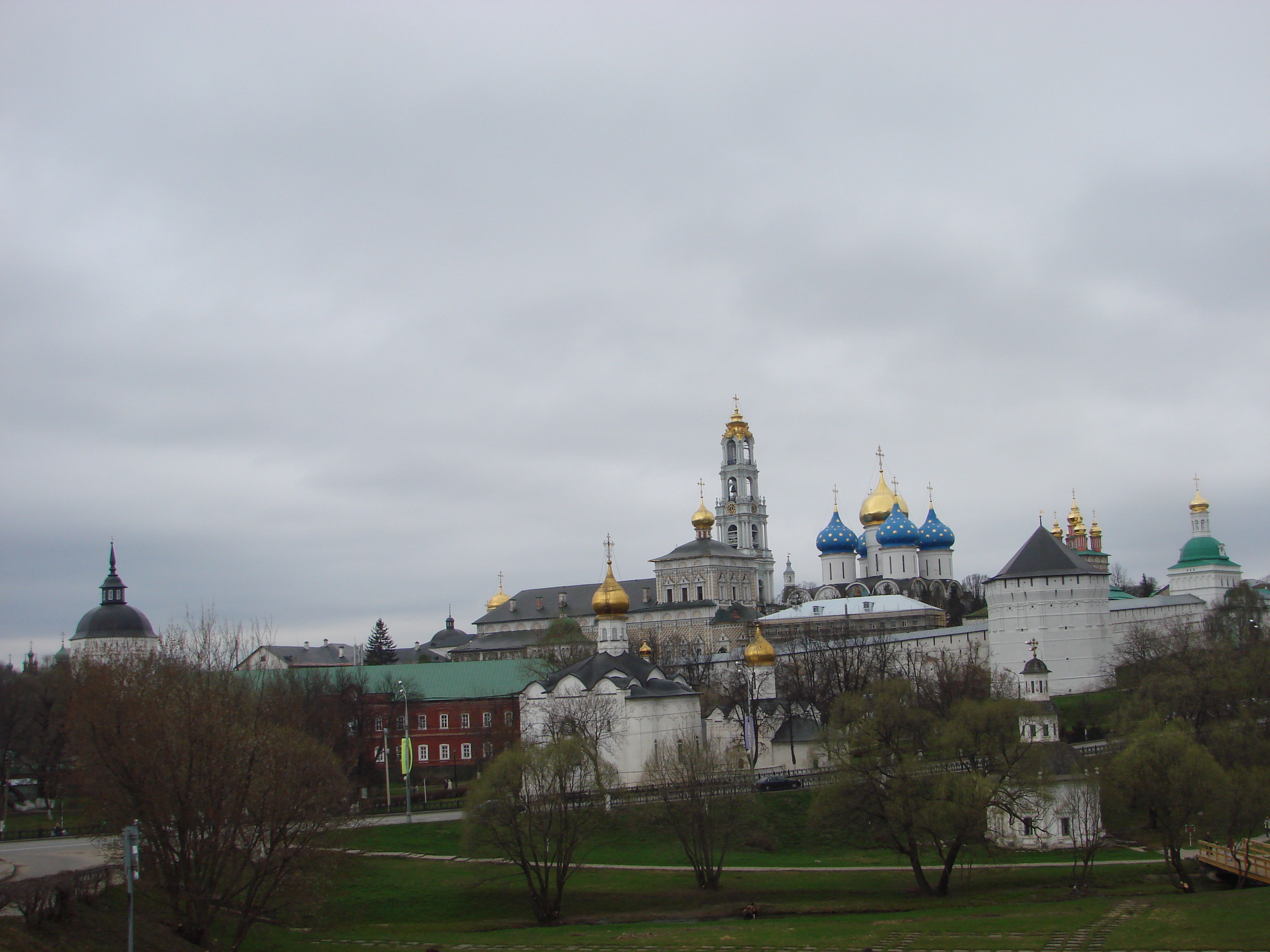 Загорск Московская область монастырь