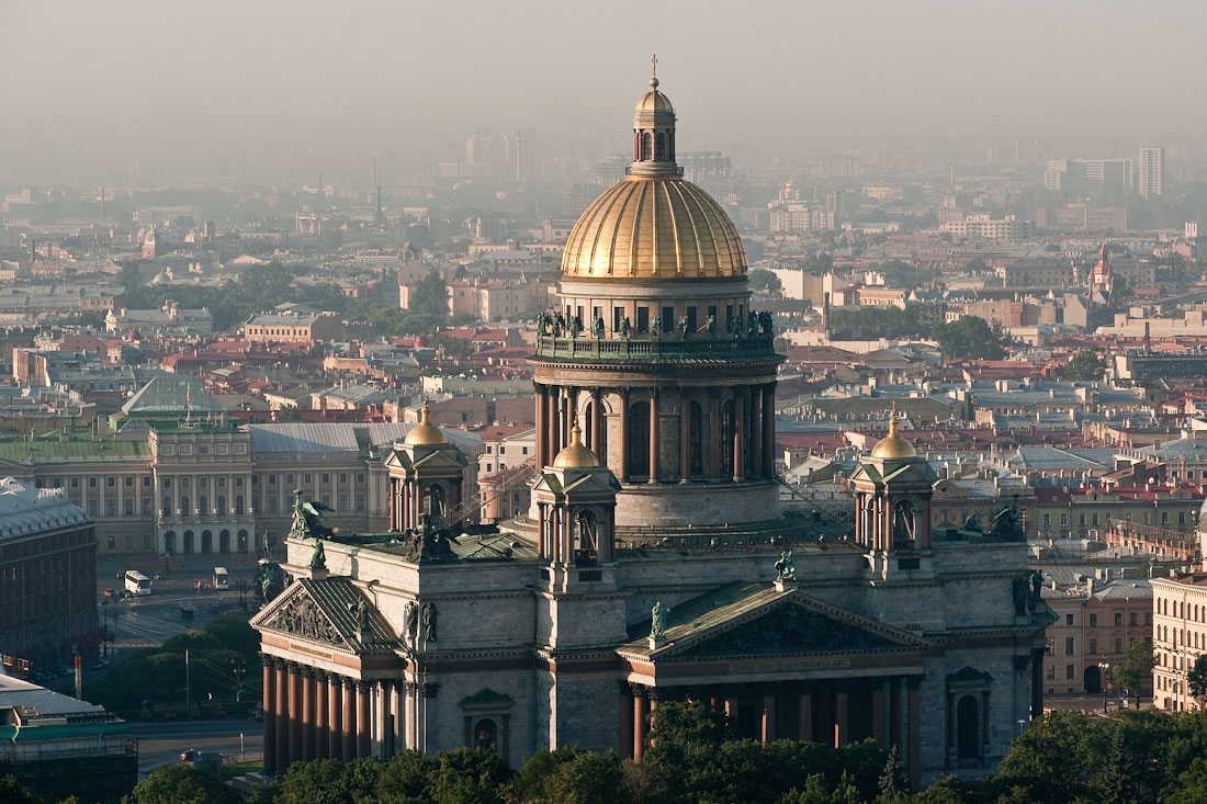Saint Isaac's Cathedral or Isaakievskiy Sobor, Saint Petersburg (700x466, 295Kb)