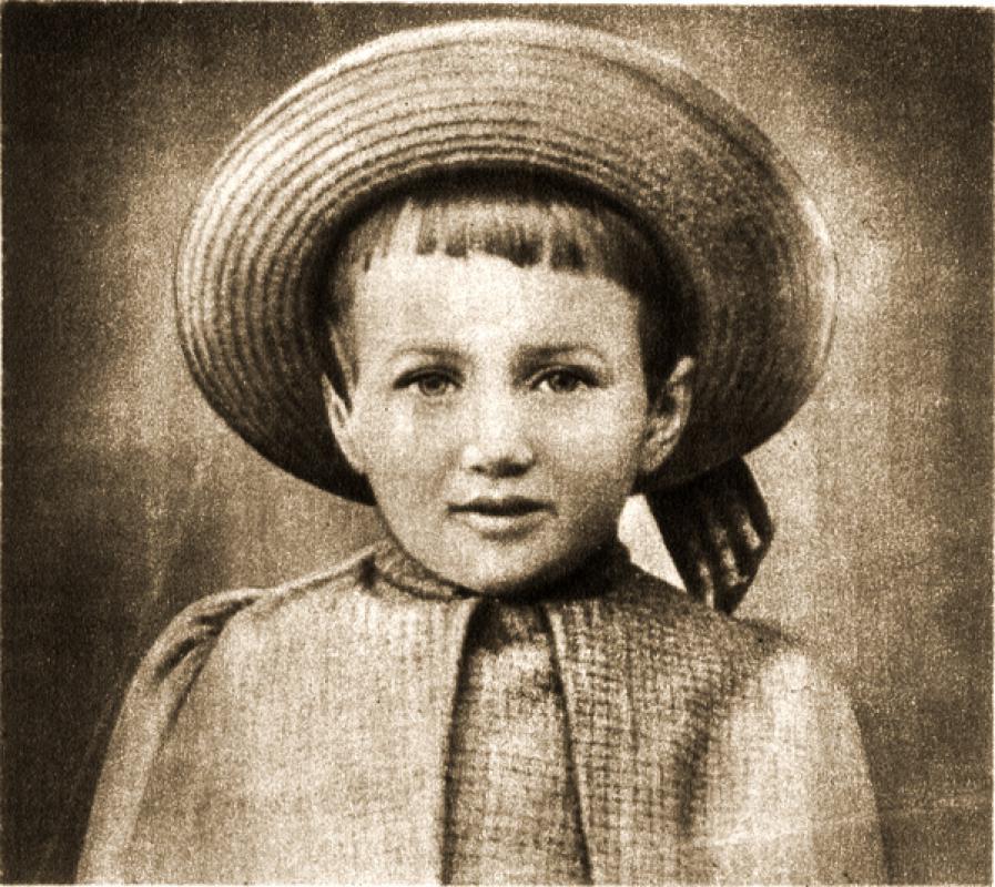 Детство известных писателей. Ахматова в детстве фото.