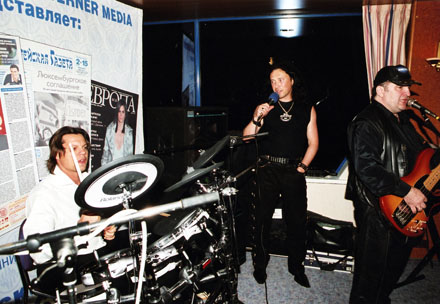За барабанами - Николай Вернер, глава корпорации ''Werner Media'', Berlin, Wannsee, 2003