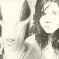 Soko – I Thought I Was an Alien (2012).jpg