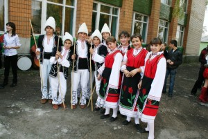 юные болгары из Андривки.jpg
