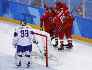 Российские хоккеисты вышли в полуфинал Олимпиады.