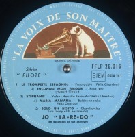 side-a-1961-jo-la-ré-do-son-accordéon-et-son-orchestre---le-trompette-espagnol