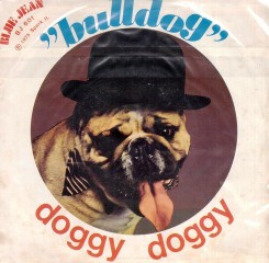 1975---doggy-doggy-(f)