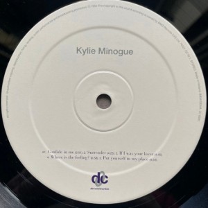 kylie-minogue-1994-04