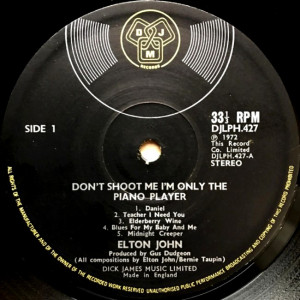 dont-shoot-me,-im-only-the-piano-player-1973-14