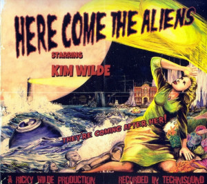 -here-come-the-aliens-(deluxe-edition)-2018-01
