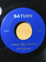 lyn-avalon---i-walk-the-streets