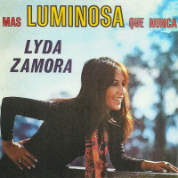 lyda-zamora---rosas-en-la-oscuridad