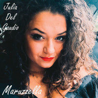 julia-del-gaudio---maruzzella