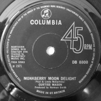 mason,-curtiss---monkberry-moon-delight