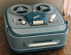 magnitofon-kometa-201