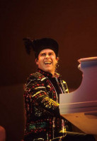 elton_john1985