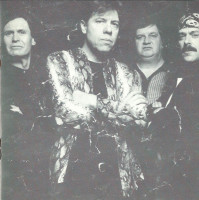 r-10176702-1492911228-1390