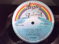 r-5351904-1391267978-9558