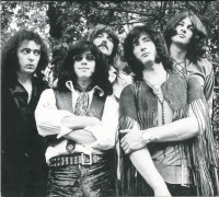 r-11091368-1670801138-8431