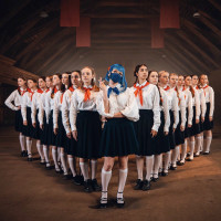 anya-nami---folk-rush