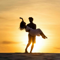 ucha-pirmisashvili,-anne---uncontrollable-dance-(feat.-anne)