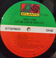 r-1176003-1696351460-6611