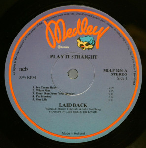 play-it-straight-1985-03