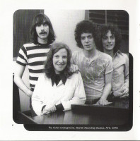 r-1298065-1269492728