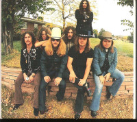 r-9059104-1561293320-7893