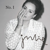 julie---bài-ngợi-ca-tình-yêu