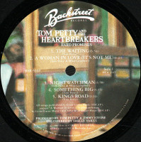 r-412419-1731633298-5586