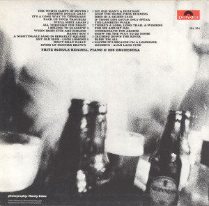 fritz-schulz-reichel---in-a-london-pub-(b