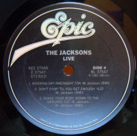 r-1832089-1254942642