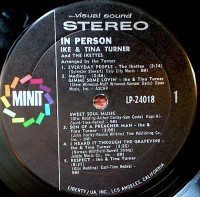 r-2911166-1306878849