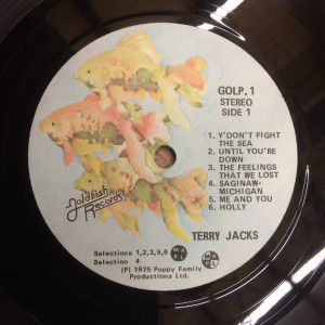 r-2337990-1543875301-1594