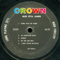 r-6271929-1472447378-4879