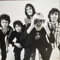 r-12753874-1762562448-8585