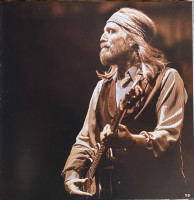 r-12753874-1762562583-3353