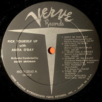 r-3873284-1586379852-3016