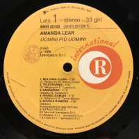 amanda_lear_uomini_piu_uomini_1