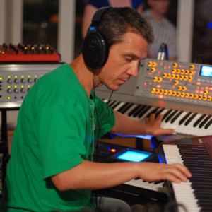 a-499498-1446897006-1695