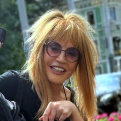 pugacheva(77)