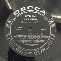 r-11080594-1509482808-6822