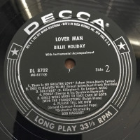 r-11080594-1509482809-6973