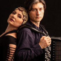 alicja-grabowska---szczęście-trzeba-rwać-jak-świeże-wiśnie