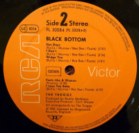 r-3931851-1349647960-4363