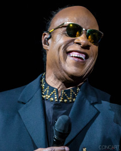 stevie_wonder_live_bankers_life_fieldhouse_indianapolis_2015-001