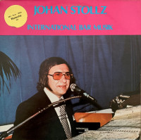johan-stollz---the-sun,-the-sand,-the-sea--the-deep-blue-sea