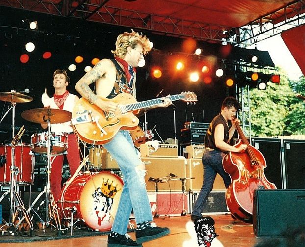 stray cats tour 1982